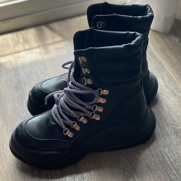 Lamoda black platform boots - Picture 3 of 4